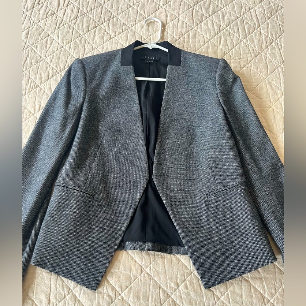 THEORY 74% Wool Blazer Jacket